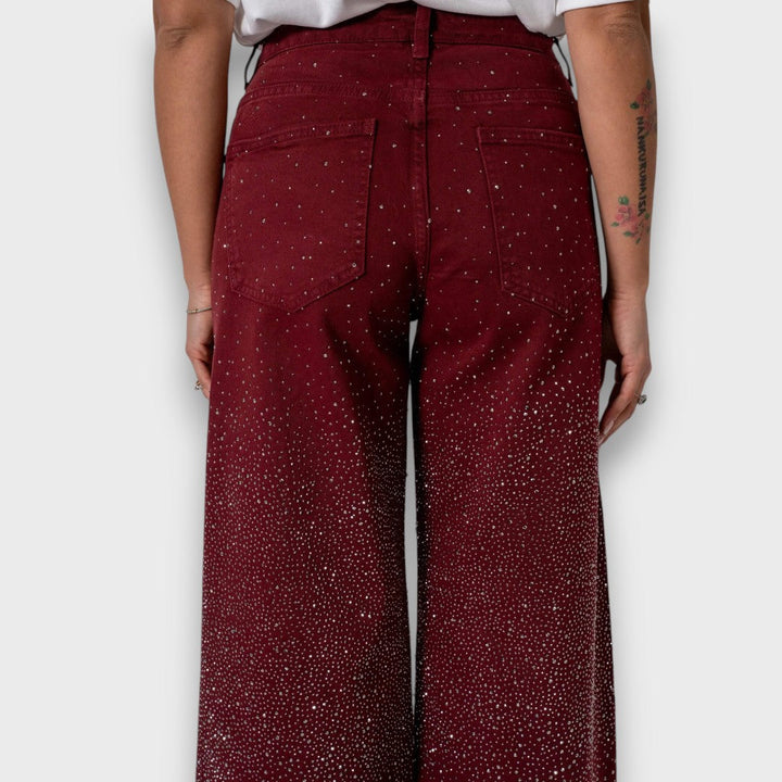 Marvie – Jeans a gamba larga con strass in Bordeaux